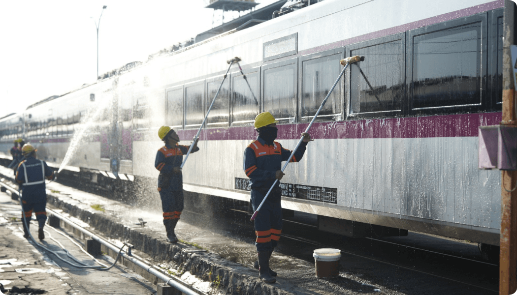 KAI Services All Out di Nataru 2025/2026: Ribuan Personel, Promo Kuliner, dan Penguatan Keamanan